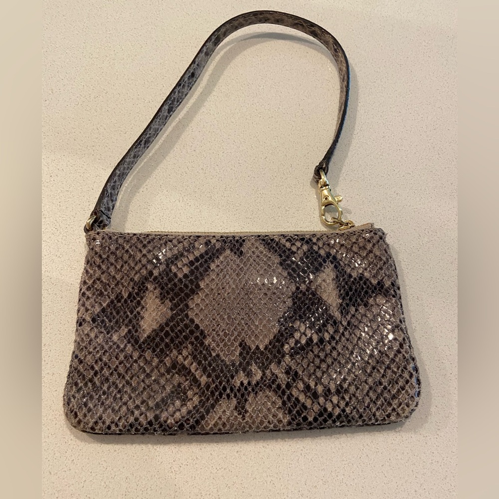 Michael Kors wristlet and two other mini bags, 3 total - Picture 5 of 13